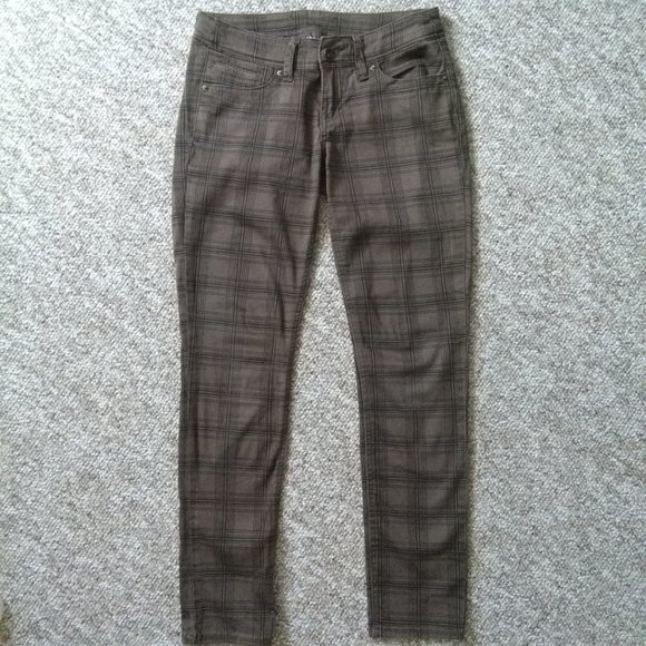YMI city of angels Low rise Brown Plaid Pant - Picture 6 of 6